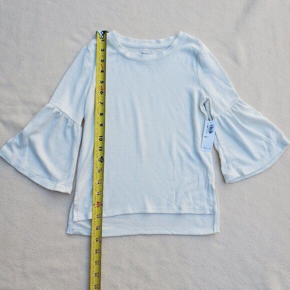 Old Navy cream colored bell sleeve shirt - Picture 2 of 8